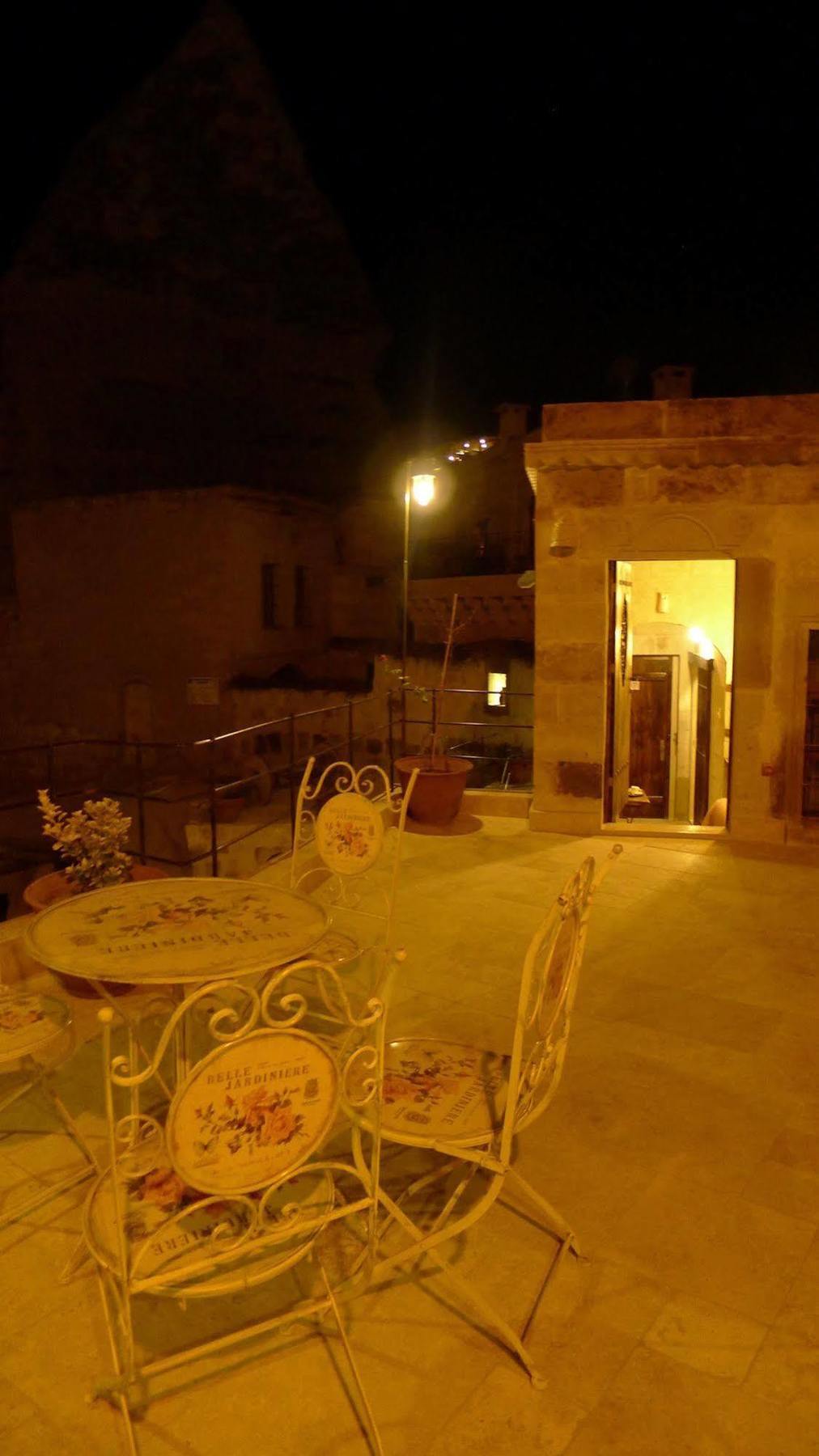 King Cave Hotel By Traveller'S ギョレメ エクステリア 写真